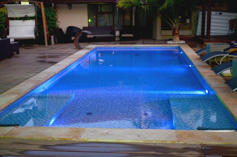 וילת שדה יצחק - בריכה כללי, סוויטות RS, וילה  בשדה יצחק וילות - Vila 4 U