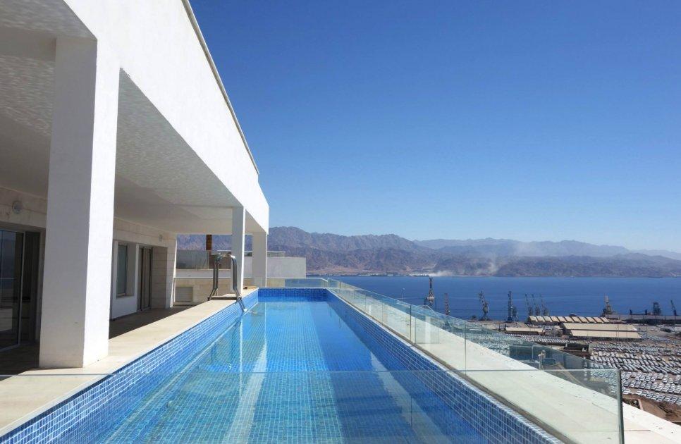 פנטהאוז מהחלומות - בריכה מתחם חיצוני ובריכה, פנטהאוז מהחלומות, וילה  באילת וילות - Vila 4 U