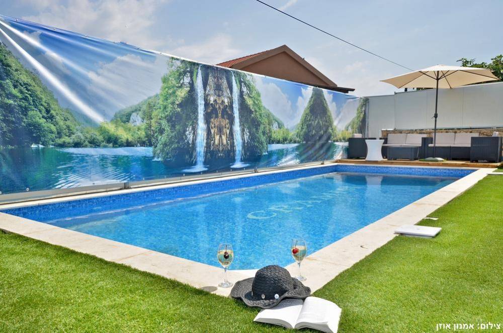 6905 חצר ובריכה, אחוזת כרמים, וילה  בכפר חנניה וילות - Vila 4 U