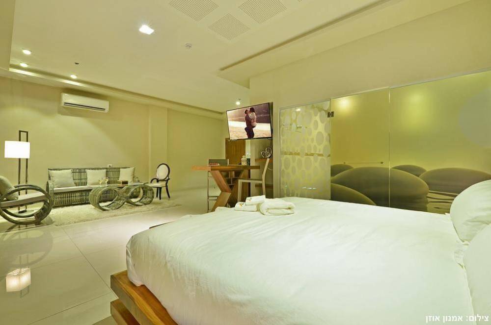 8342 סוויטות סנדרין בוטיק, סוויטות סנדרין בוטיק, וילה  בנהריה וילות - Vila 4 U