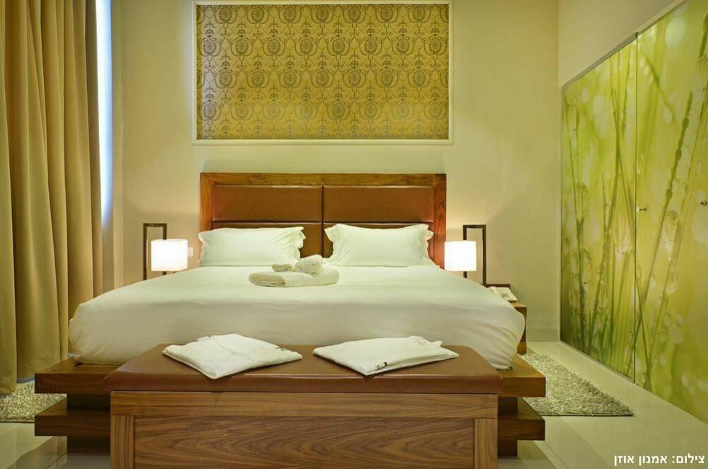 8343 סוויטות סנדרין בוטיק, סוויטות סנדרין בוטיק, וילה  בנהריה וילות - Vila 4 U