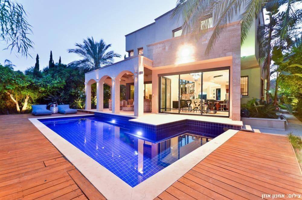 8735 מתחם חיצוני, קיסריה גולדן גרדן, וילה  בקיסריה וילות - Vila 4 U
