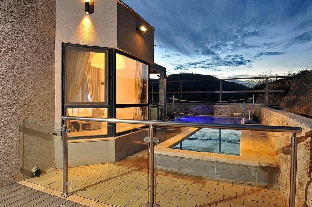 8869 גלריה כללית, וילת בוטיק מהדרין, וילה  באור הגנוז וילות - Vila 4 U