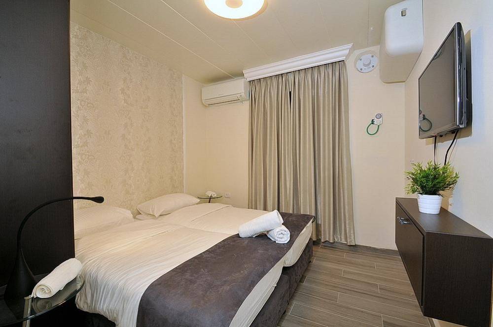 8895 פנים הוילה, וילת בוטיק מהדרין, וילה  באור הגנוז וילות - Vila 4 U