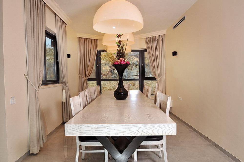 8902 פנים הוילה, וילת בוטיק מהדרין, וילה  באור הגנוז וילות - Vila 4 U