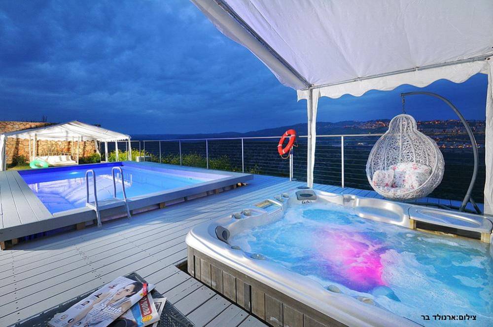 9685 מתחם חיצוני ובריכה, וילה טרסה, וילה  בכפר שמאי וילות - Vila 4 U