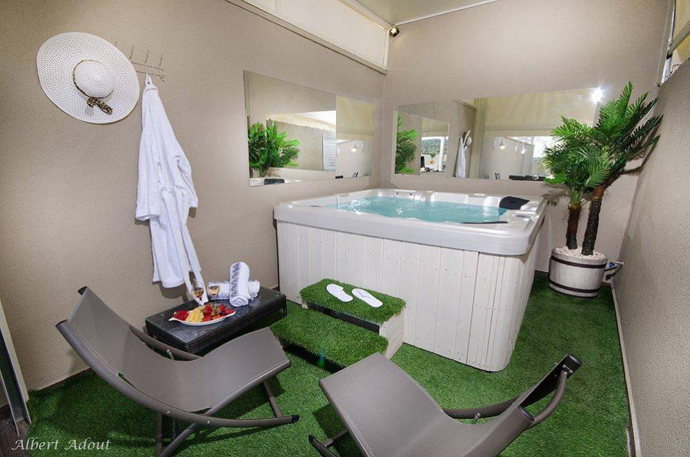 11246 גלריה כללית, וילה כינור דוד המלך, וילה  במנות וילות - Vila 4 U