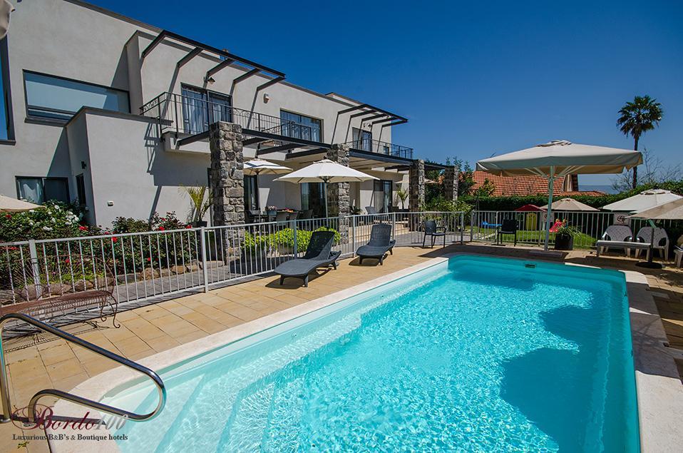 12005 הבריכה והנוף, הבית במושבה, וילה  במגדל וילות - Vila 4 U