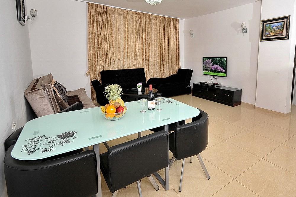 12443 סוויטות משפחתיות, אחוזת הכתר, וילה  במגדל וילות - Vila 4 U