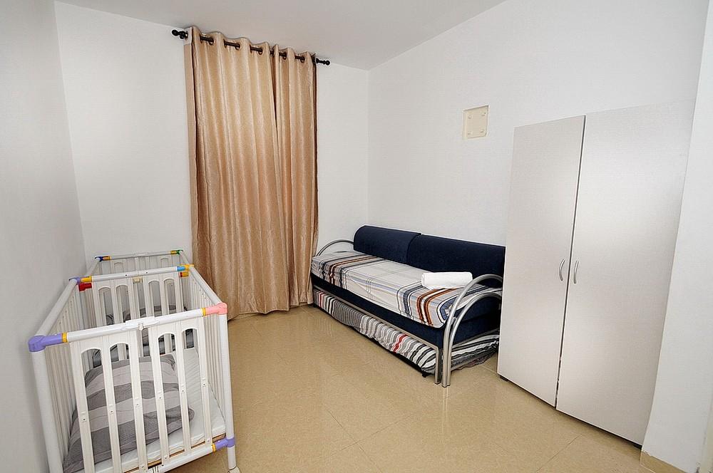 12448 סוויטות משפחתיות, אחוזת הכתר, וילה  במגדל וילות - Vila 4 U