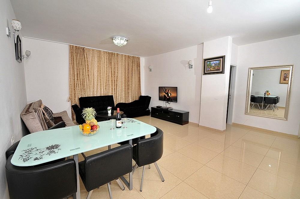 12449 סוויטות משפחתיות, אחוזת הכתר, וילה  במגדל וילות - Vila 4 U