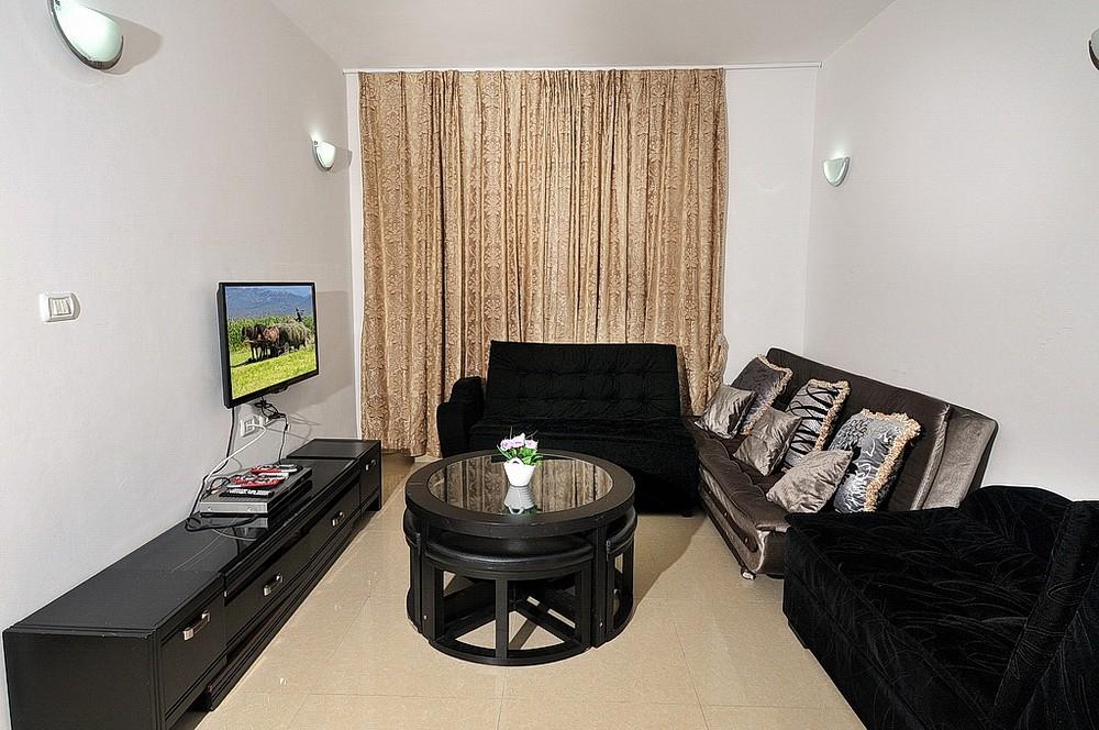 12450 סוויטות משפחתיות, אחוזת הכתר, וילה  במגדל וילות - Vila 4 U