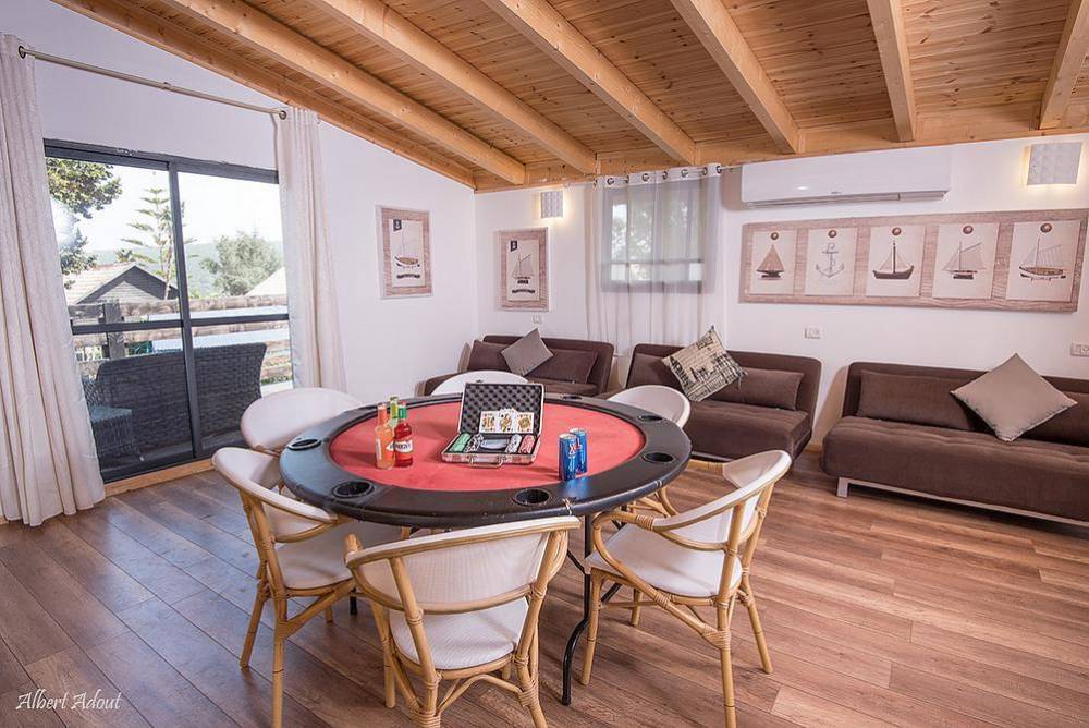 12884 וילה פיאסטה, וילה פיאסטה, וילה  באבן מנחם וילות - Vila 4 U