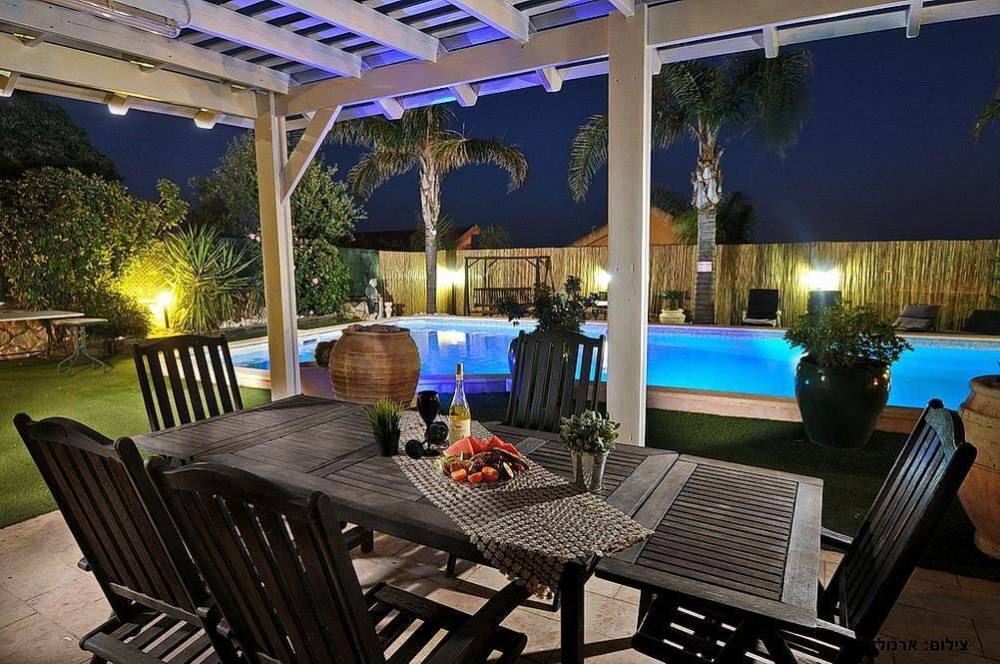 13509 מתחם חיצוני, וילה אלרום, וילה  בנוף כנרת וילות - Vila 4 U