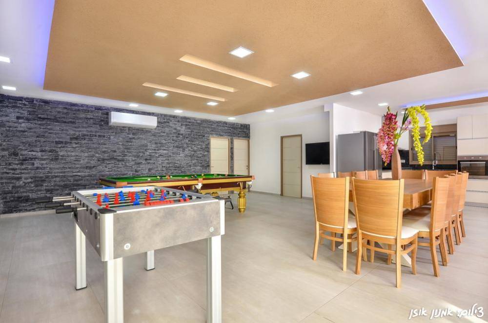 14215 אחוזת ליאן, אחוזת ליאן נטועה, וילה  בנטועה וילות - Vila 4 U