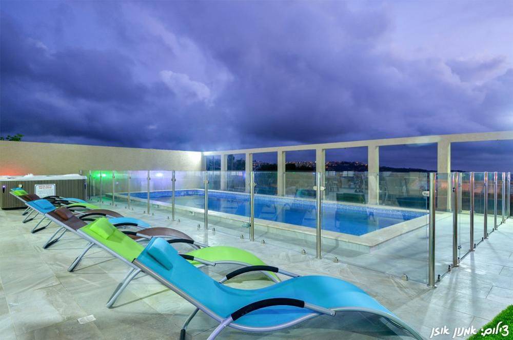 14225 אחוזת ליאן, אחוזת ליאן נטועה, וילה  בנטועה וילות - Vila 4 U