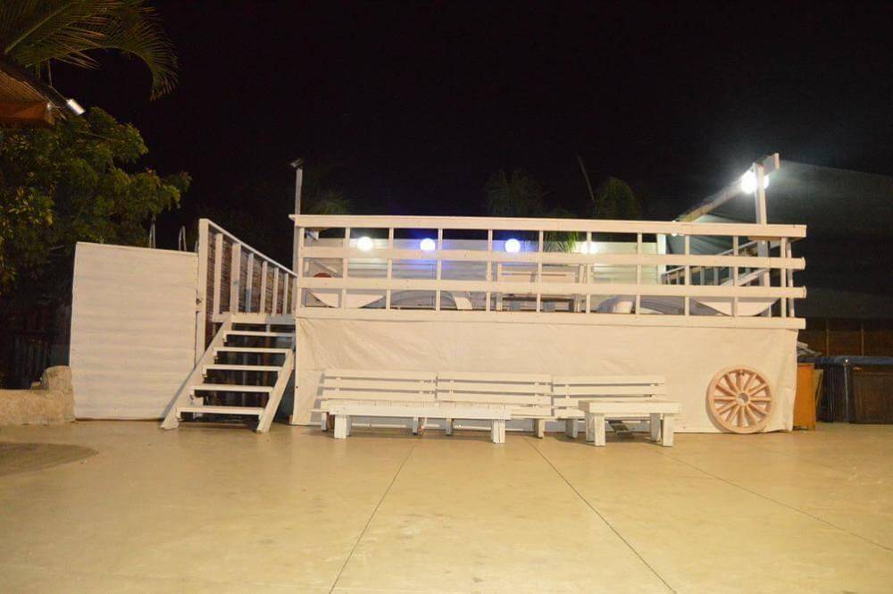 16754 אחוזה בגפן, אחוזה בגפן, וילה  בגפן וילות - Vila 4 U