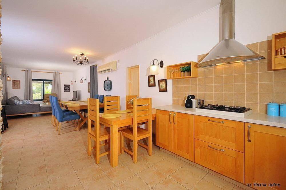 16866 וילה קלמה במושבה, וילה קלמה במושבה, וילה  ביסוד המעלה וילות - Vila 4 U