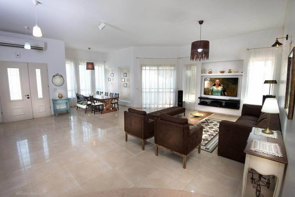 16934 פנים הוילה, וילה פלורין, וילה  במנות וילות - Vila 4 U