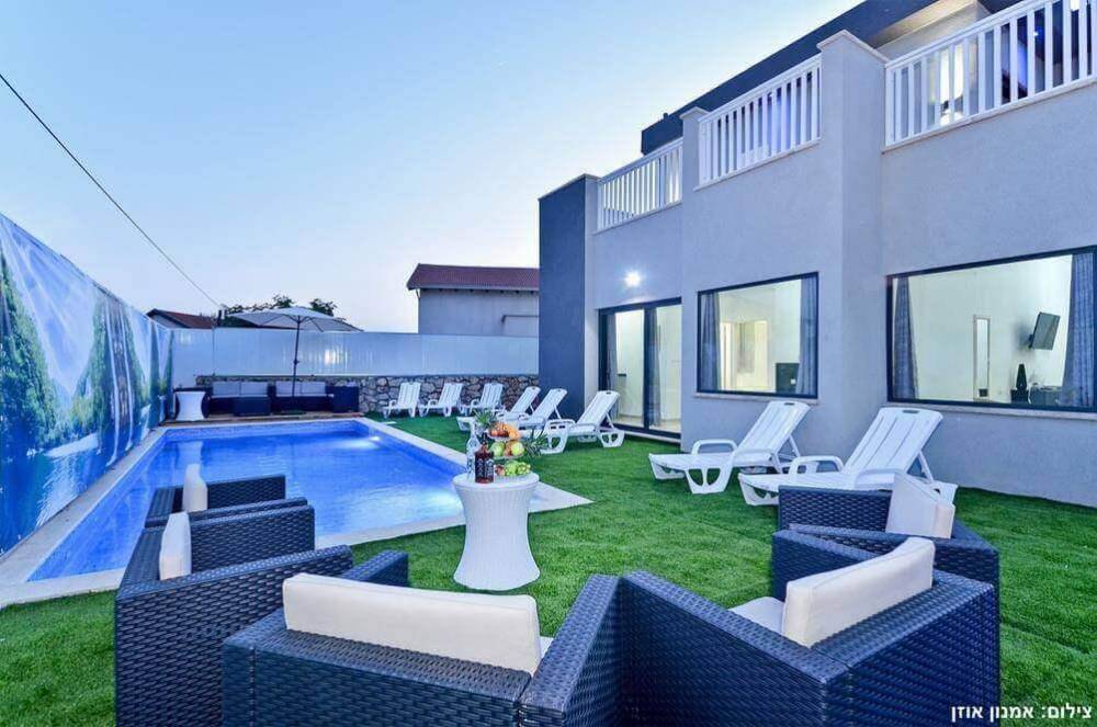 17647 כללי, אחוזת כרמים, וילה  בכפר חנניה וילות - Vila 4 U