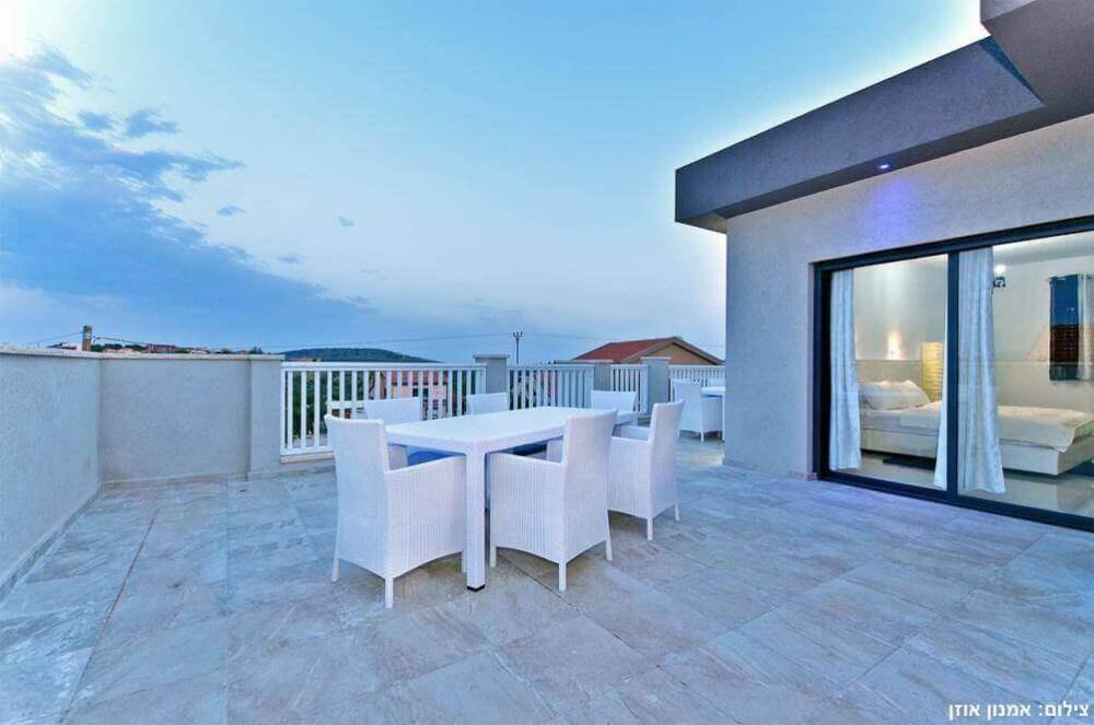 17652 כללי, אחוזת כרמים, וילה  בכפר חנניה וילות - Vila 4 U