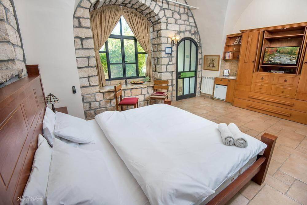 18068 הסוויטות, אצולת אירופה - שערי צפת, וילה  בצפת וילות - Vila 4 U