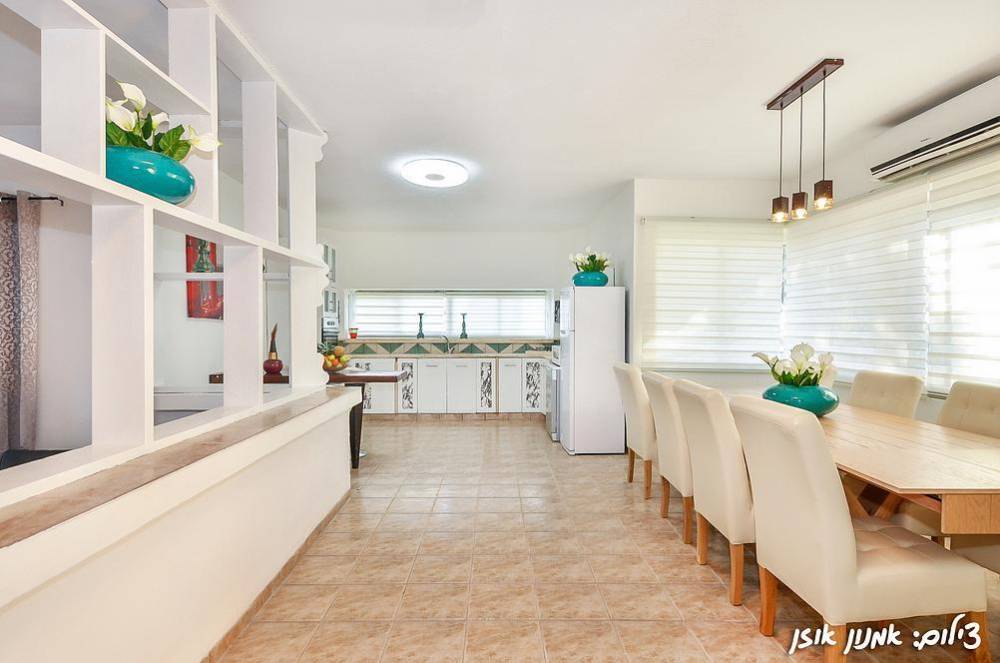 18367 פנים הוילה, אחוזת מור, וילה  באליפלט וילות - Vila 4 U