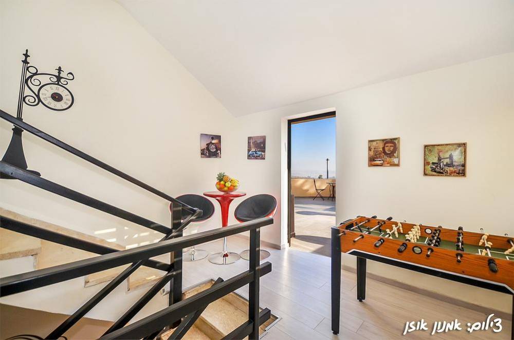 18374 פנים הוילה, אחוזת מור, וילה  באליפלט וילות - Vila 4 U