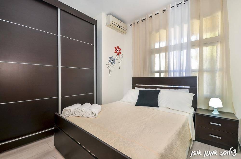 18379 פנים הוילה, אחוזת מור, וילה  באליפלט וילות - Vila 4 U