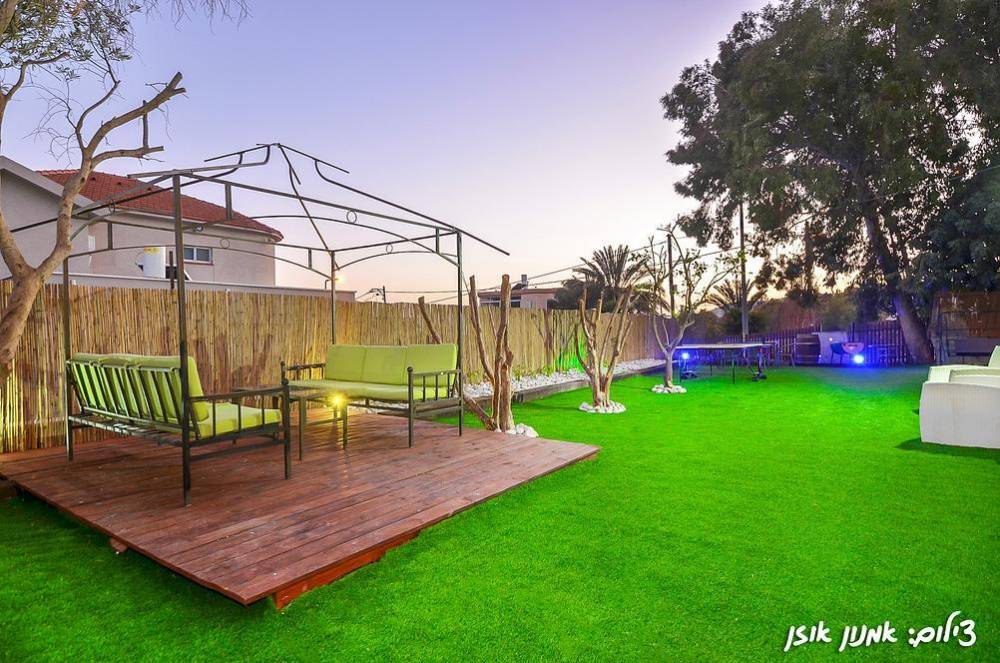 18402 מתחם חיצוני, אחוזת מור, וילה  באליפלט וילות - Vila 4 U