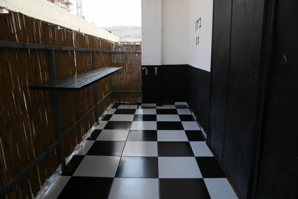 20569 לופט בלאק אנד וויט, בלאק אנד וויט  - BLACK & WHITE, וילה  בבת ים וילות - Vila 4 U