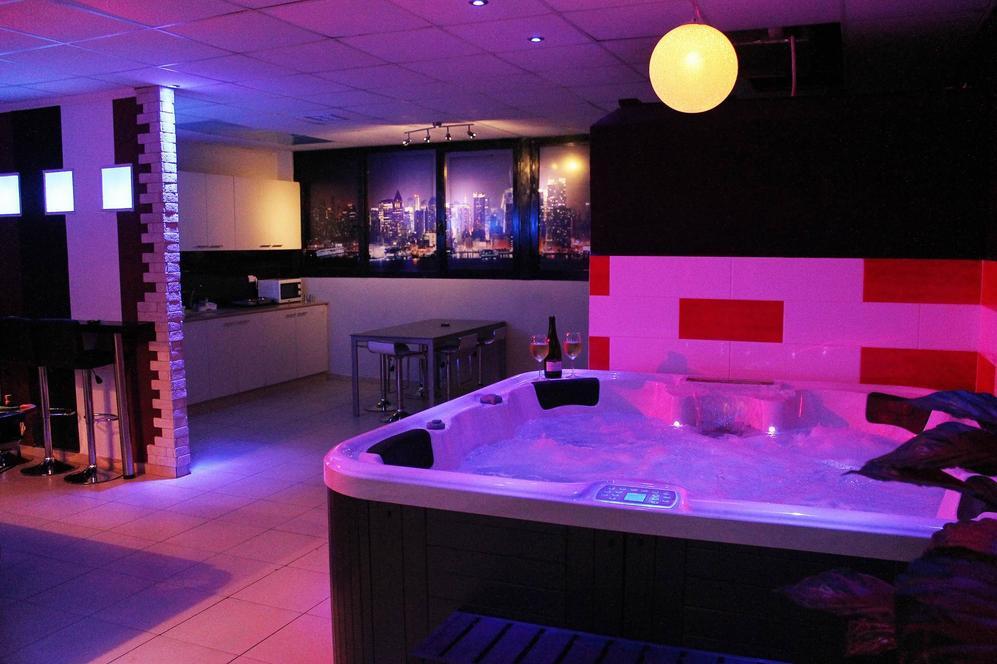 21849 טאוור לופט, לופט 98 תל אביב, וילה  בתל אביב וילות - Vila 4 U