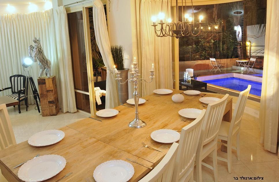 22971 מתחם פנימי, וילה דונטלה, וילה  בראש פינה וילות - Vila 4 U