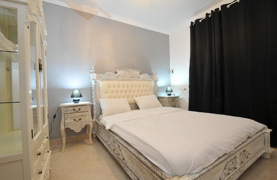 22973 מתחם פנימי, וילה דונטלה, וילה  בראש פינה וילות - Vila 4 U