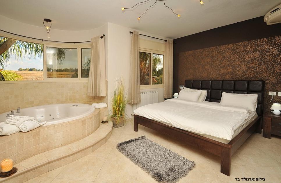 22976 מתחם פנימי, וילה דונטלה, וילה  בראש פינה וילות - Vila 4 U