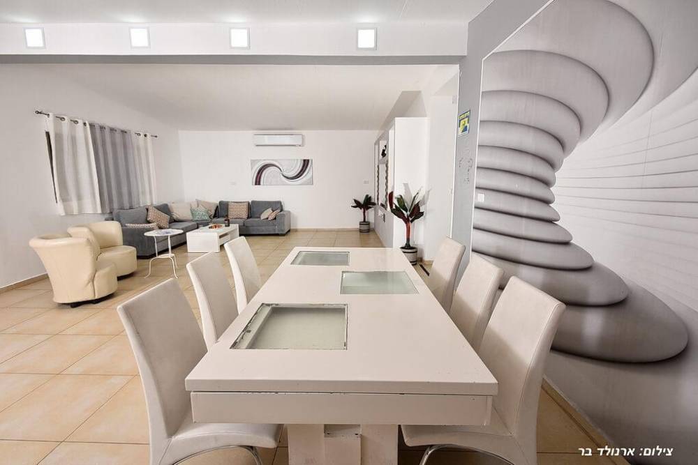 25547 וילה יאניס, וילה יאניס, וילה  בעבדון וילות - Vila 4 U