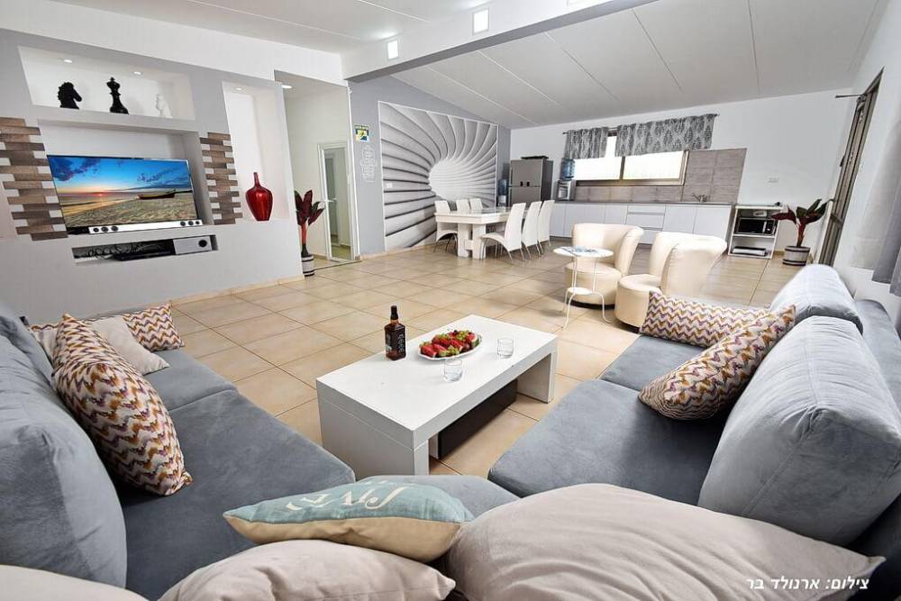 25548 וילה יאניס, וילה יאניס, וילה  בעבדון וילות - Vila 4 U