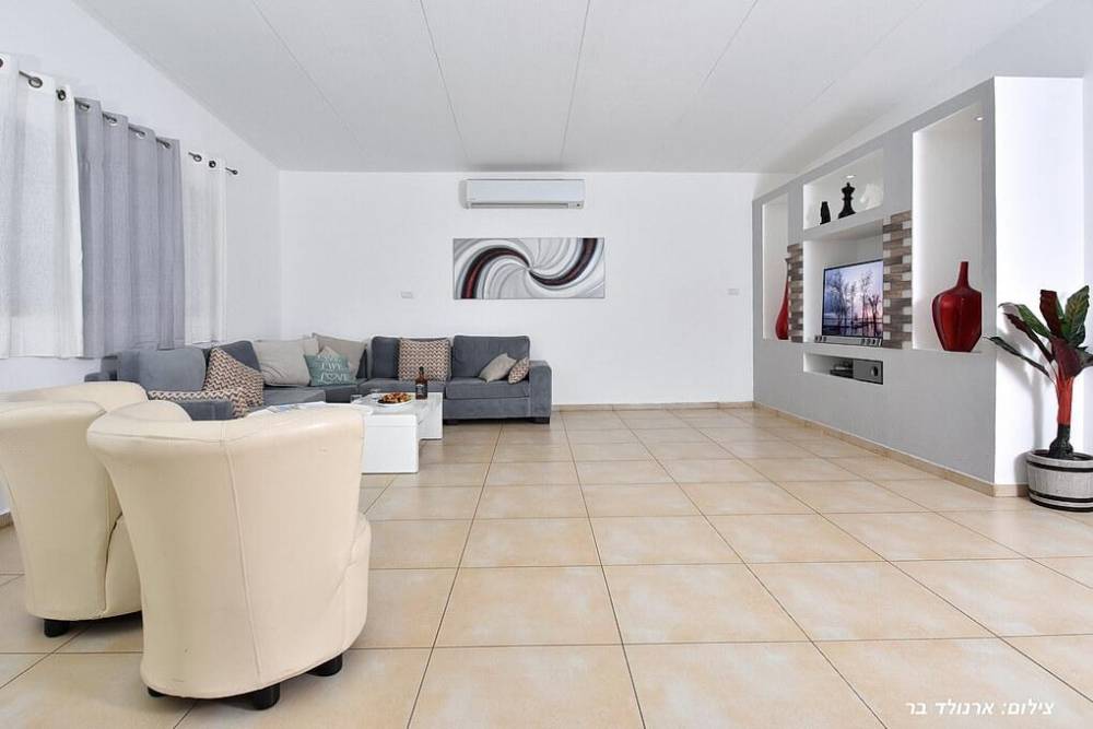 25553 וילה יאניס, וילה יאניס, וילה  בעבדון וילות - Vila 4 U