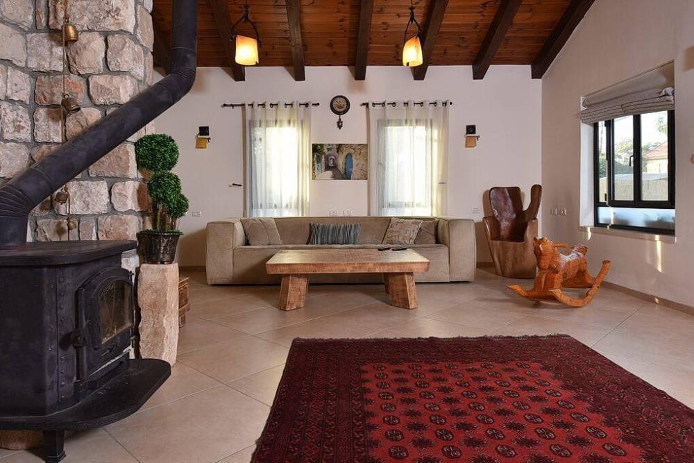 28083 פנים הוילה, הוילה בכרמים, וילה  בעלמה וילות - Vila 4 U