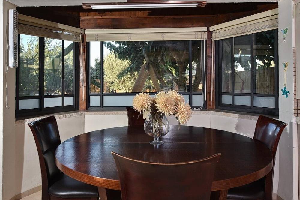 28085 פנים הוילה, הוילה בכרמים, וילה  בעלמה וילות - Vila 4 U