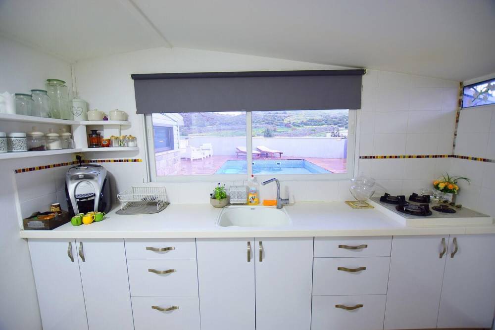 32874 פנים הוילה והחדרים, לוילה בגליל, וילה  בחוסן וילות - Vila 4 U