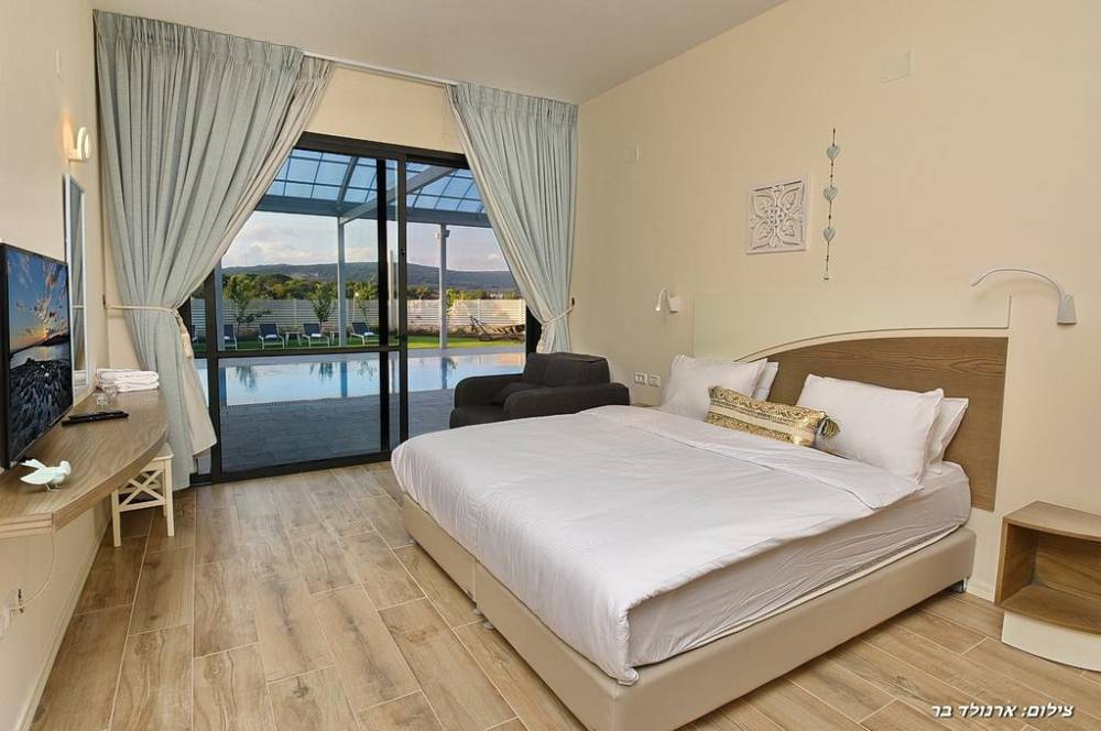 37880 וילה אורכידאה, מלון בוטיק לב החורש, וילה  בשומרה וילות - Vila 4 U