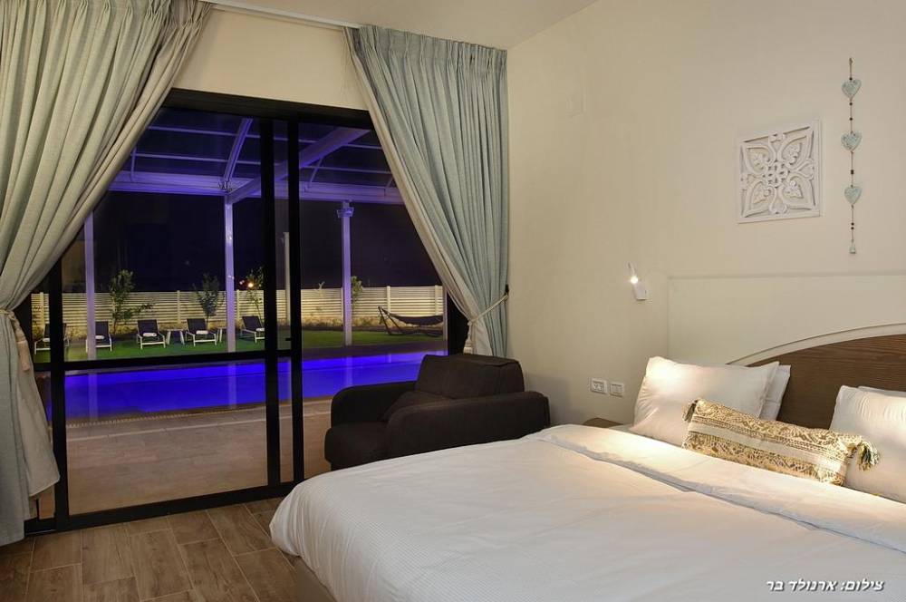 37893 וילה אורכידאה, מלון בוטיק לב החורש, וילה  בשומרה וילות - Vila 4 U