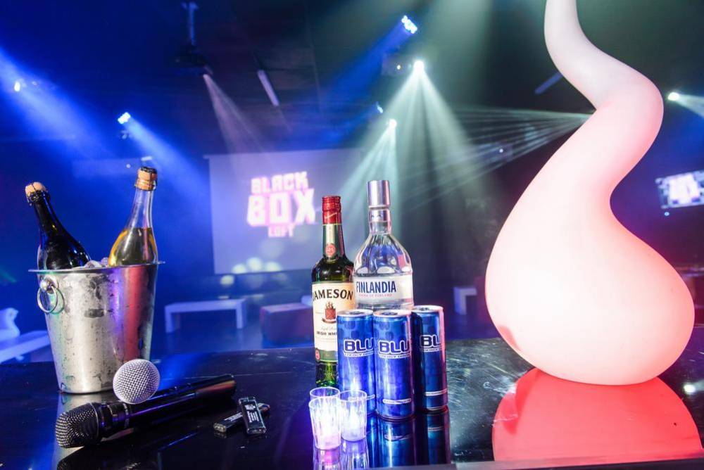 38023 בלאק בוקס לופט פרימיום, בלאק בוקס לופט פרימיום, וילה  בבת ים וילות - Vila 4 U