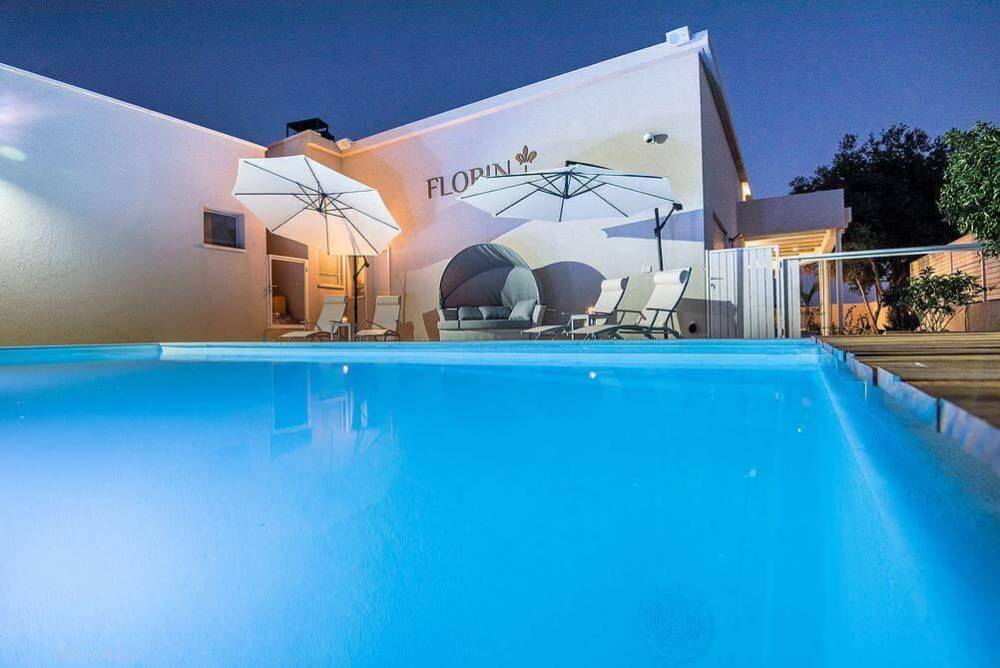 40256 מתחם חיצוני, וילה פלורין, וילה  במנות וילות - Vila 4 U