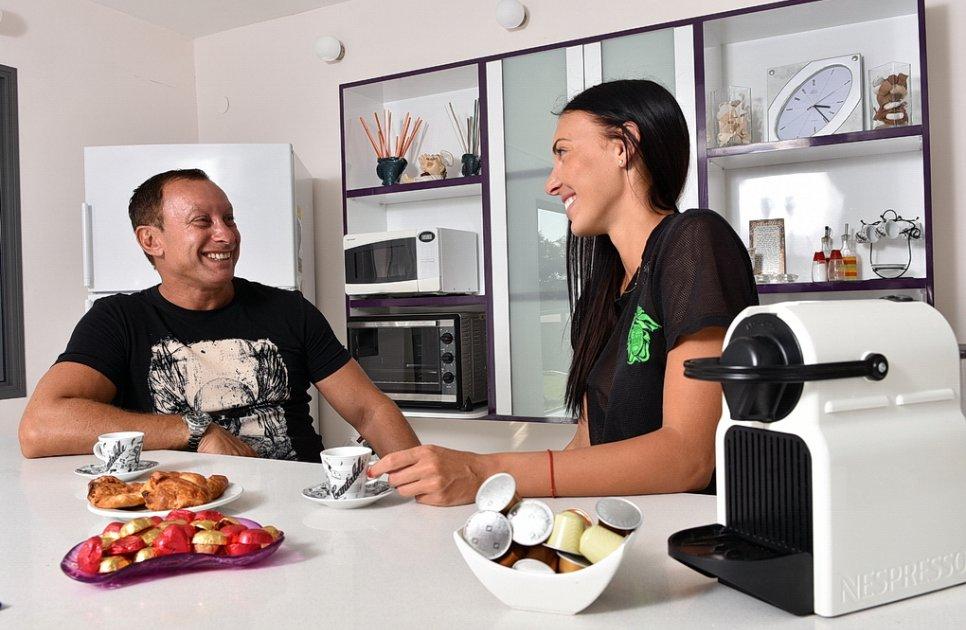 40879 פנים הוילה והחדרים, וילה אלבני, וילה  בעין יעקב וילות - Vila 4 U