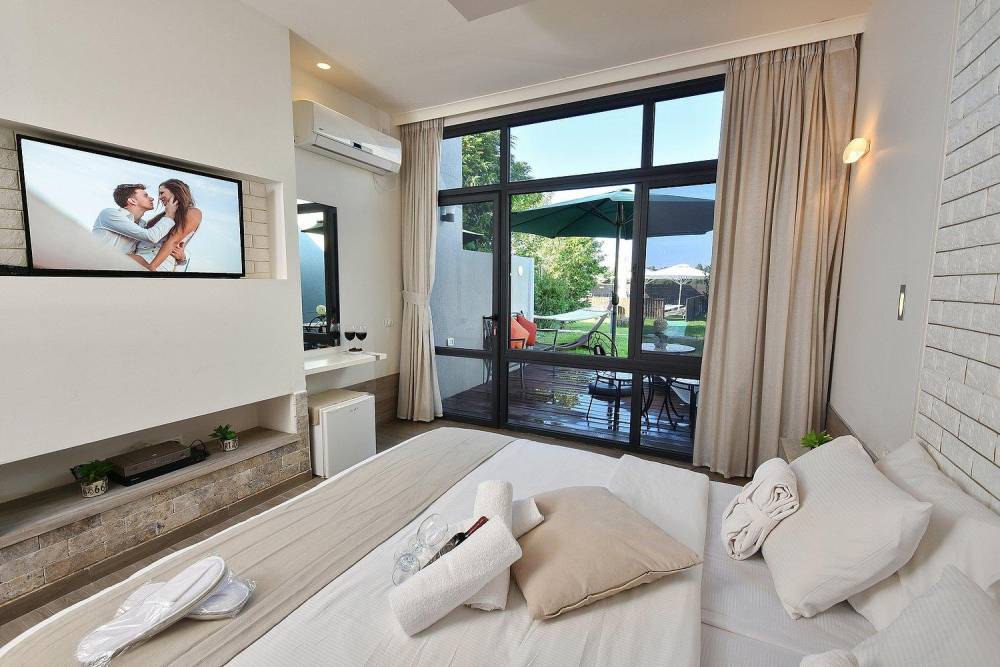 41226 הסוויטות, וילה בן עמי, וילה  בבן עמי וילות - Vila 4 U