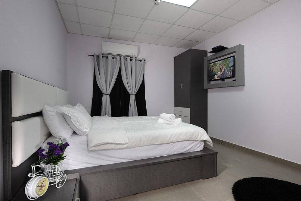 42325 מתחם פנימי, וילה מונסון פרימיום, וילה  בעין יעקב וילות - Vila 4 U