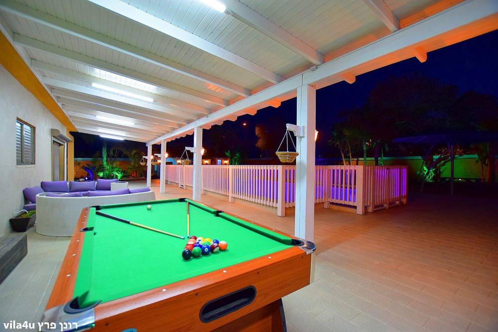 42820 החצר והבריכה, אחוזת רפאל ריזורט, וילה  בתלמי אליהו וילות - Vila 4 U