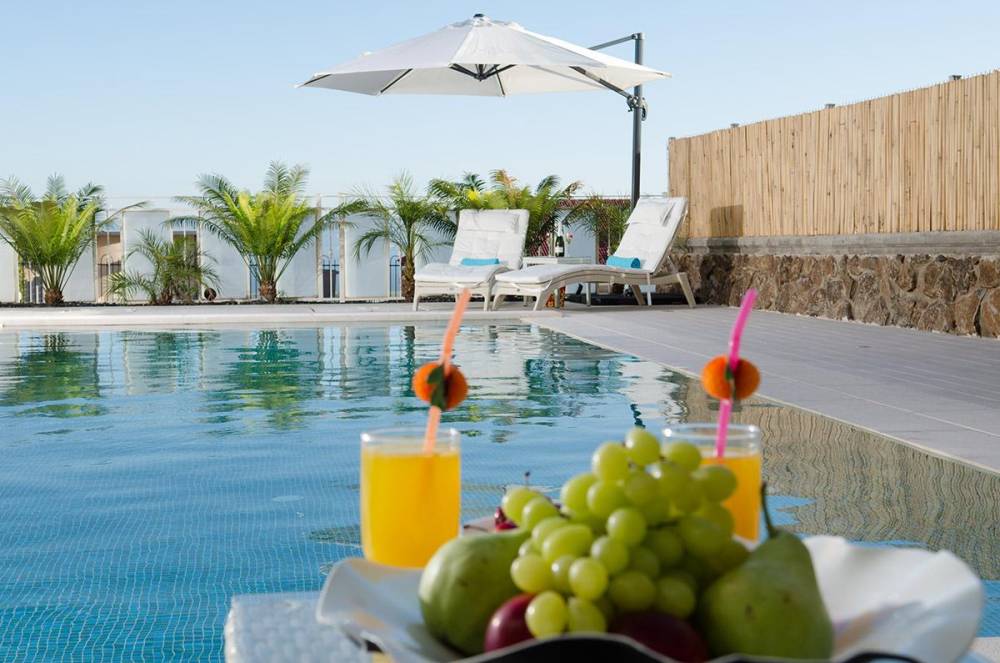 44645 סוויטות נוף, לה וילה בלנקה, וילה  בחד נס וילות - Vila 4 U